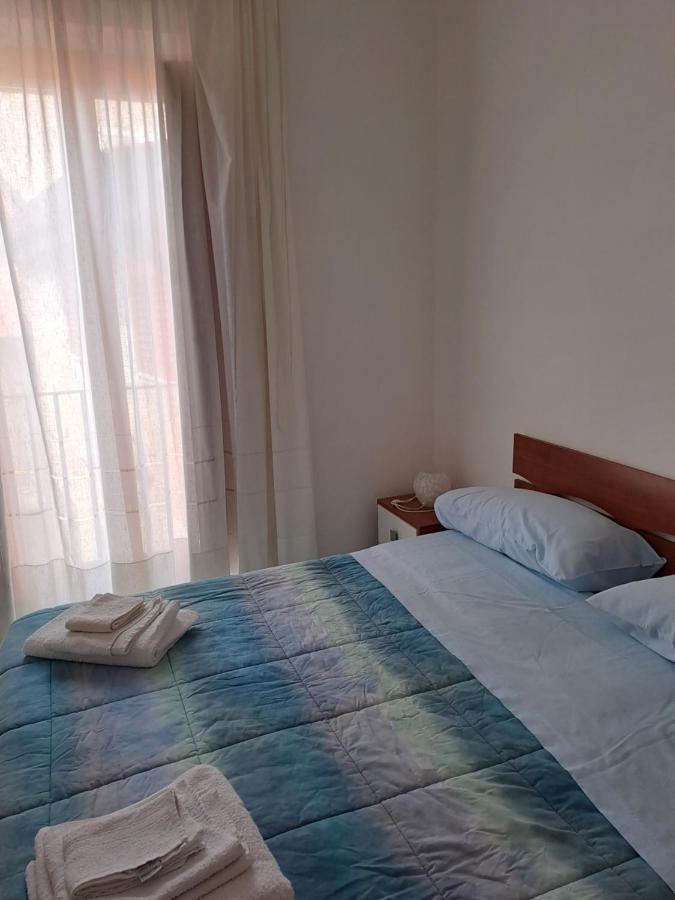 圣塔·马里亚·迪·卡斯特La Casa Di Checco公寓 外观 照片